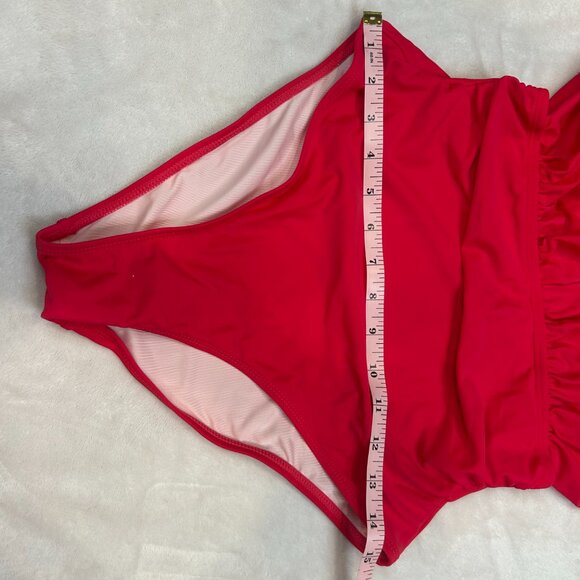 NWT Plunging Ruched One Piece Swimsuit Women Vibrant Red Medium Cupshe - Picture 10 of 16
